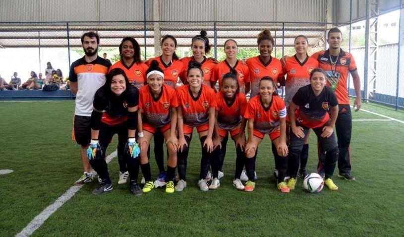 Futebol feminino de Viana está na disputa do Campeonato Estadual