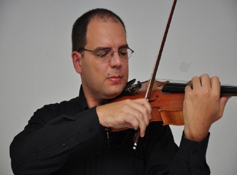 Músico internacional realiza workshop durante 1º Festival de Concertos de Viana