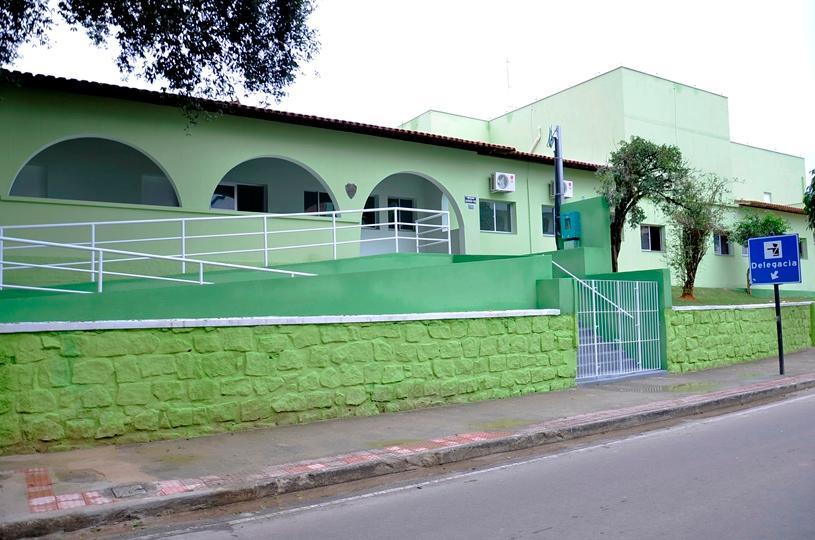 Prefeitura inaugura reforma do antigo Hospital Mãe Casemira
