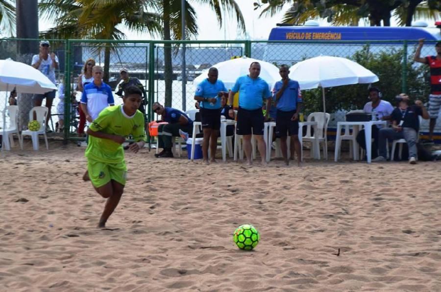 Viana busca segundo lugar no campeonato de Beach Soccer