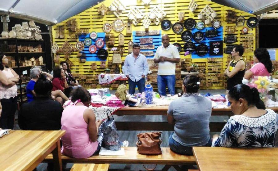 Artesãos de Viana terão produtos na Casa de Plantas às margens da BR
