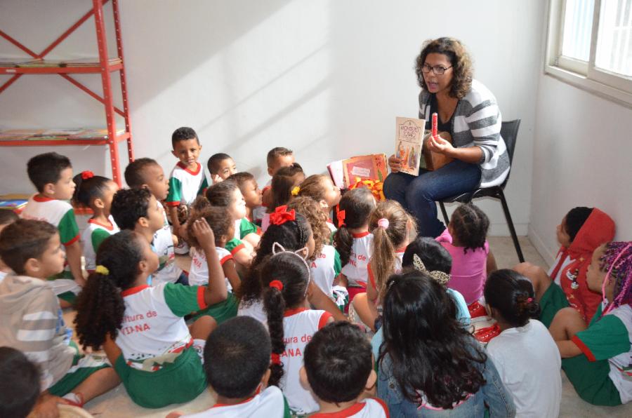 Biblioteca de Viana é selecionada por programa de incentivo à leitura do Bill Gates