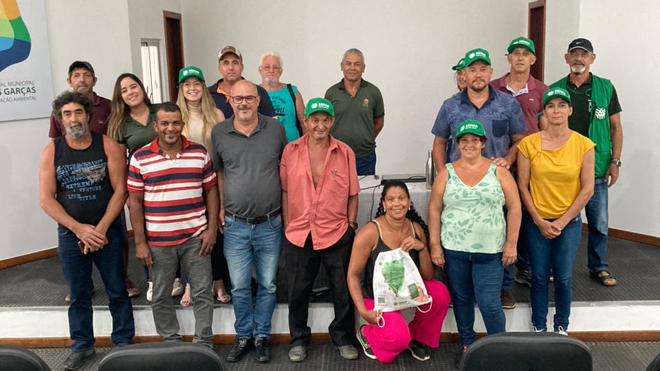 Produtores rurais de Viana participam de capacitação para cultivo de café conilon