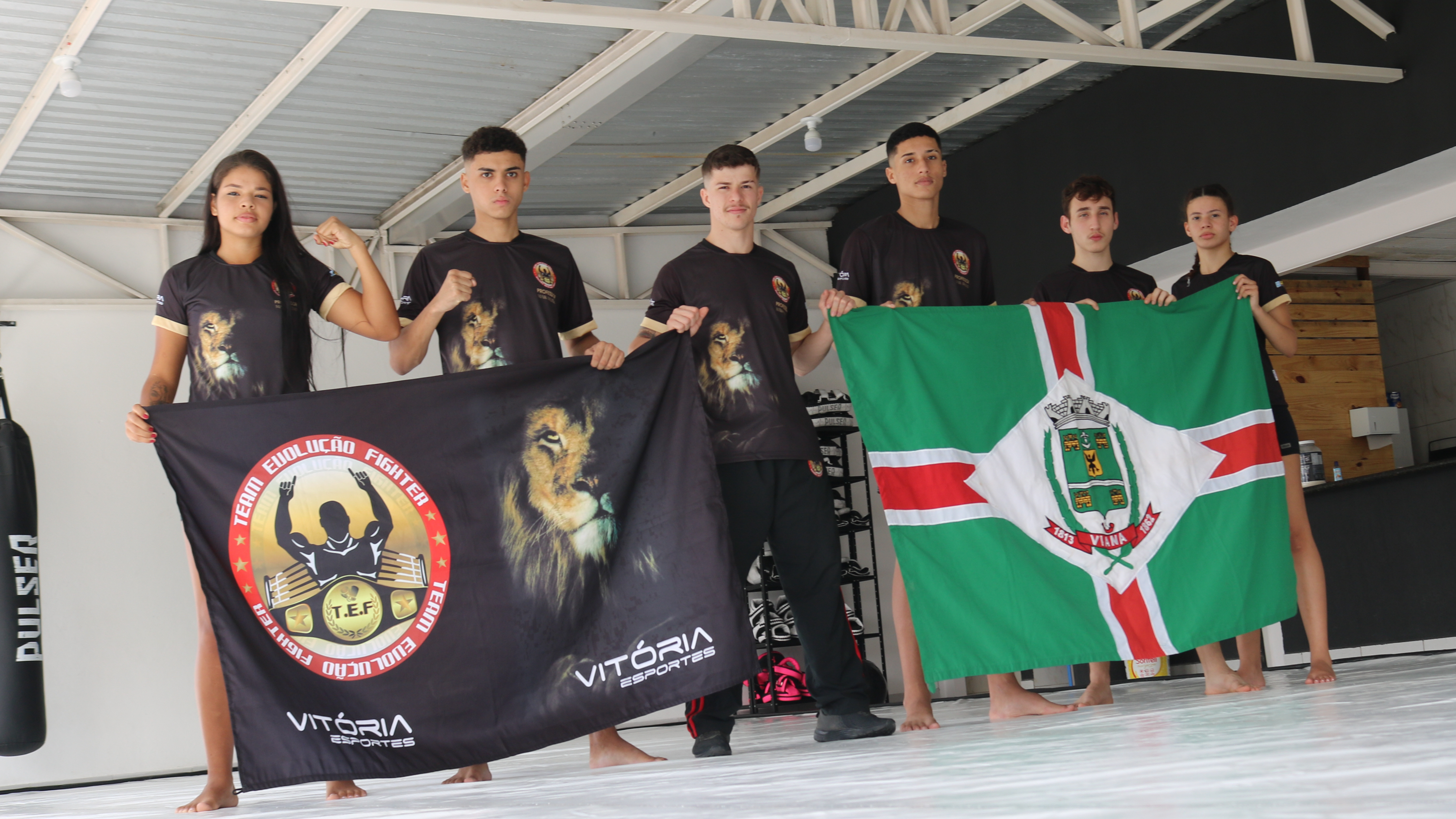 Vianenses vão disputar Campeonato Brasileiro de Kickboxing