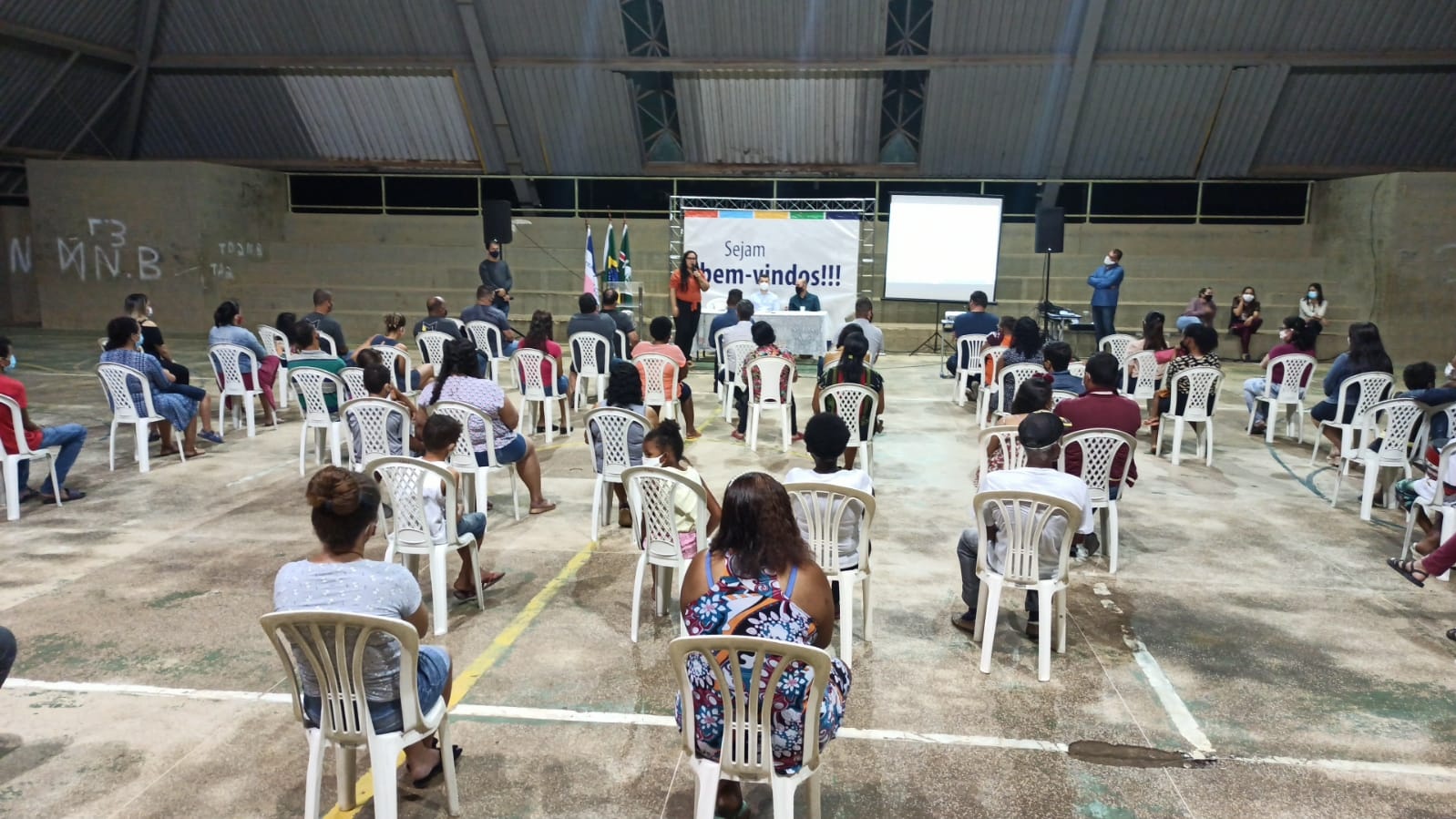 O projeto de implantação da segunda escola cívico-militar foi apresentado à comunidade, na unidade de ensino Professora Divaneta Lessa de Moraes, escola que será reformulada para a modalidade cívico-militar. 