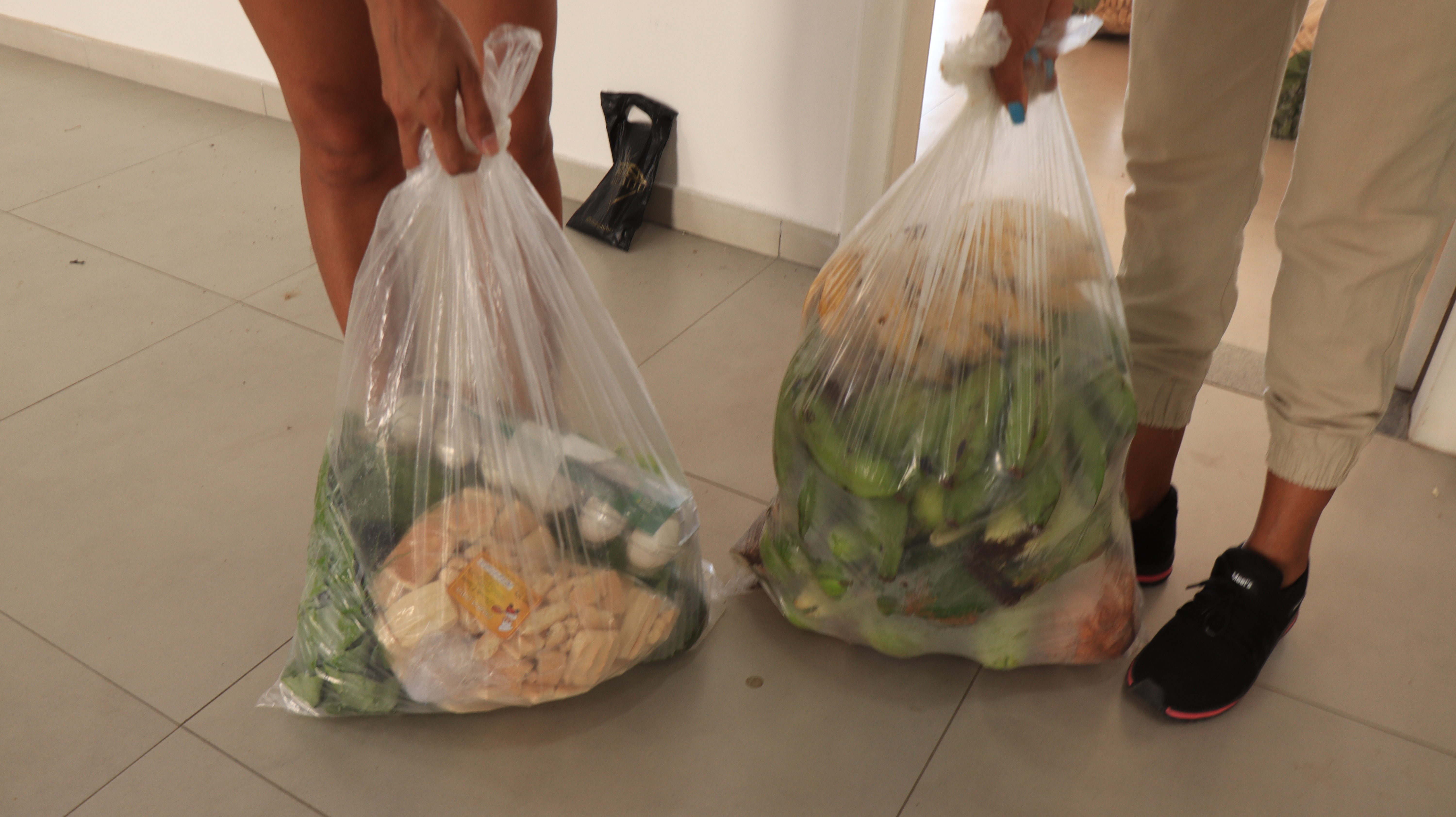 Prefeitura de Viana entrega cestas verdes para pessoas em vulnerabilidade social